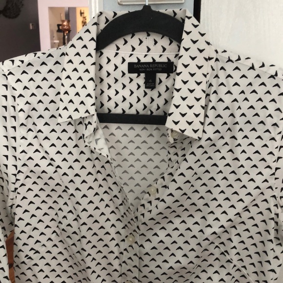 Button down - Picture 3 of 4